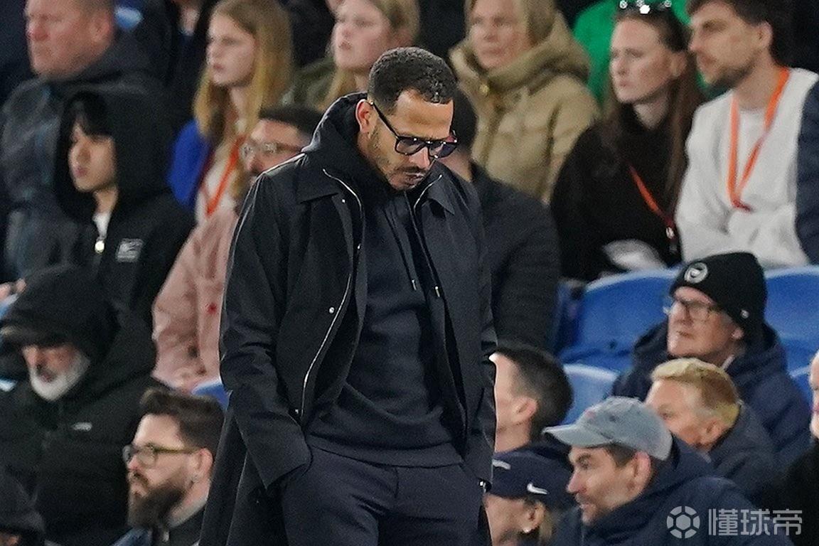 天空记者：切尔西尚未拟定新帅候选名单，计划从容推进