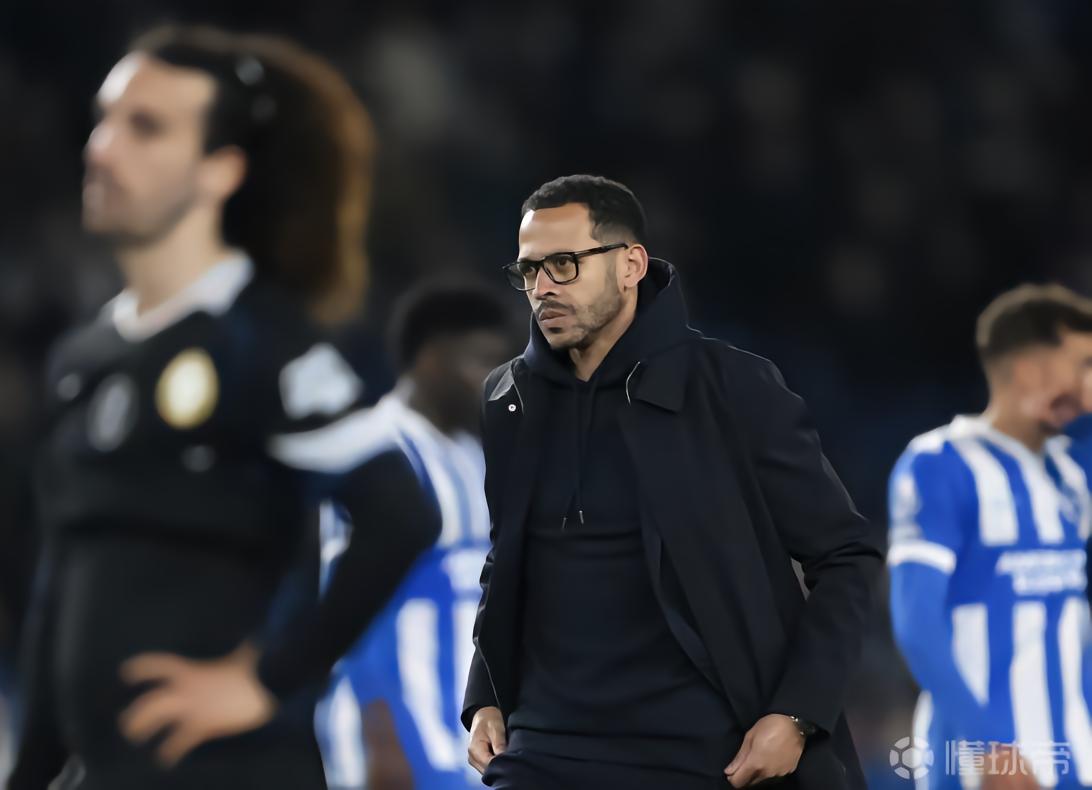 卫报：切尔西只需支付罗塞尼尔一年赔偿金；高层想保欧联资格