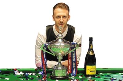 瓦伦西亚VS赫罗纳直播原创皇马再平赫罗纳丢分，锋线空转欧洲悬念升级